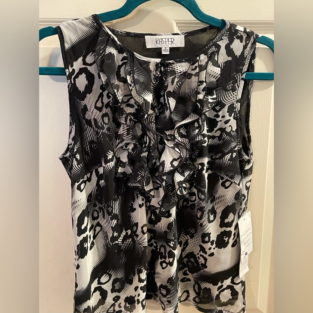 NWT Kasper ruffled collar suit blouse (blouse only)